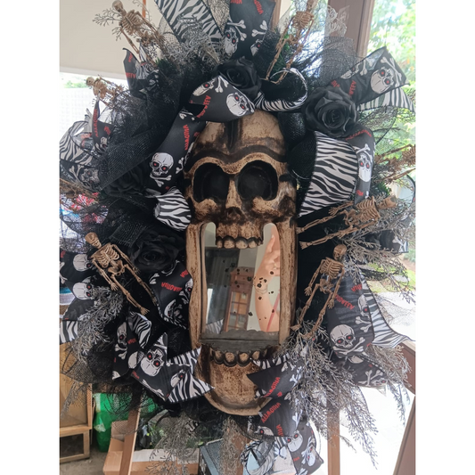 Black & White Premium Skull Wreath
